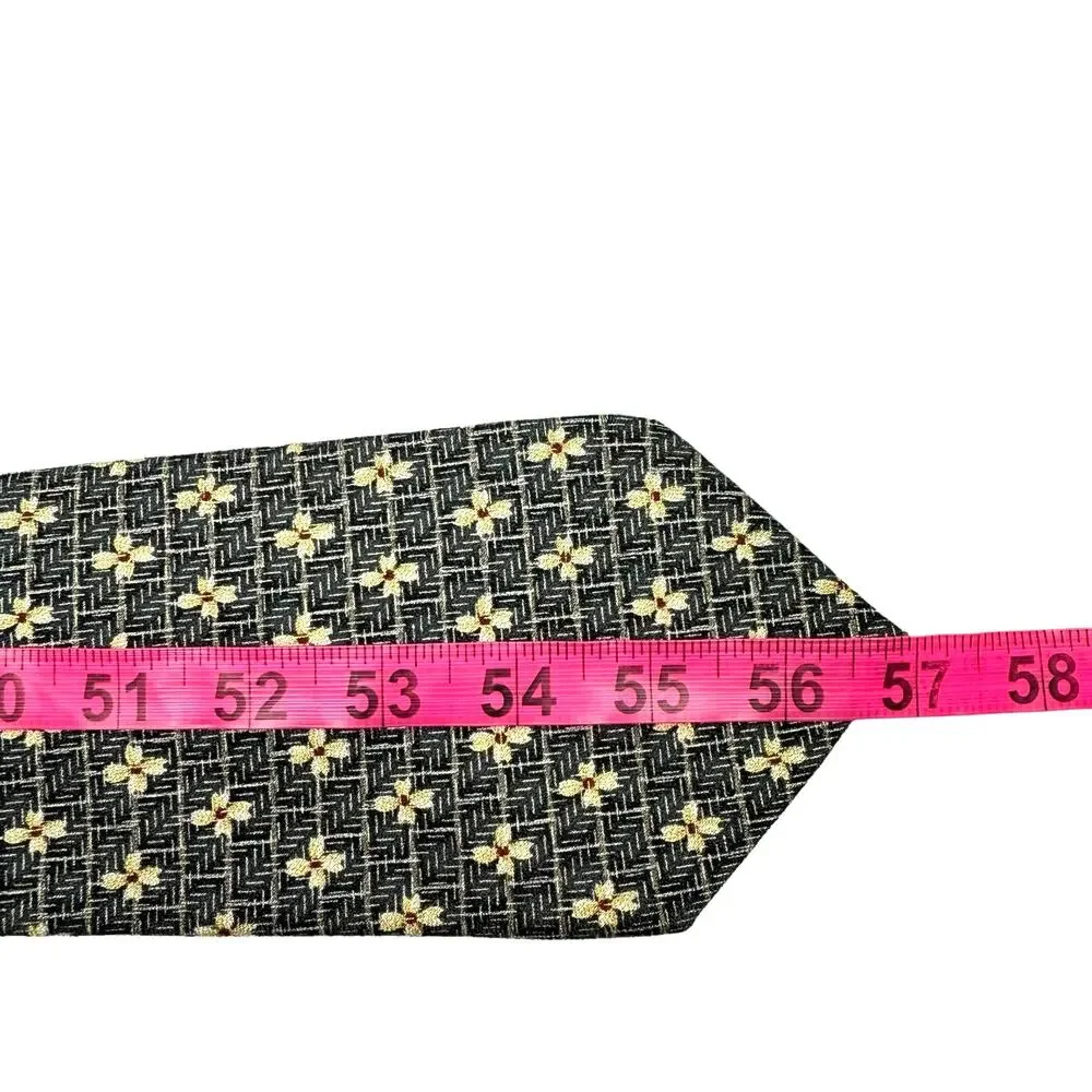 Claiborne Vintage 90s Y2K 100% Silk Black Cream Floral Print Men's Neck Tie